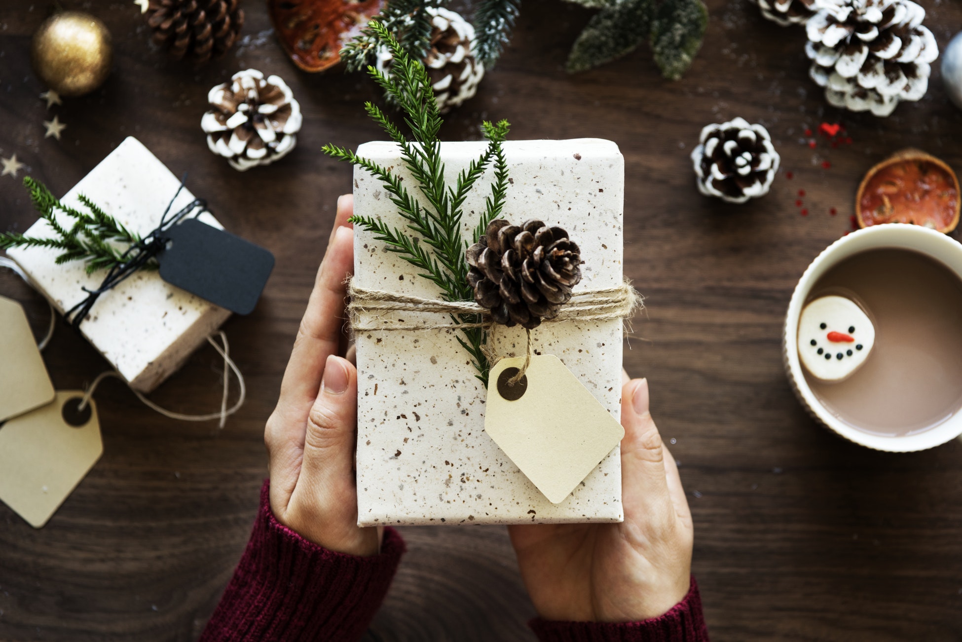 Cadeaux de Noël moches ou inutiles: Les internautes partagent leur  déception et c'est plutôt drôle